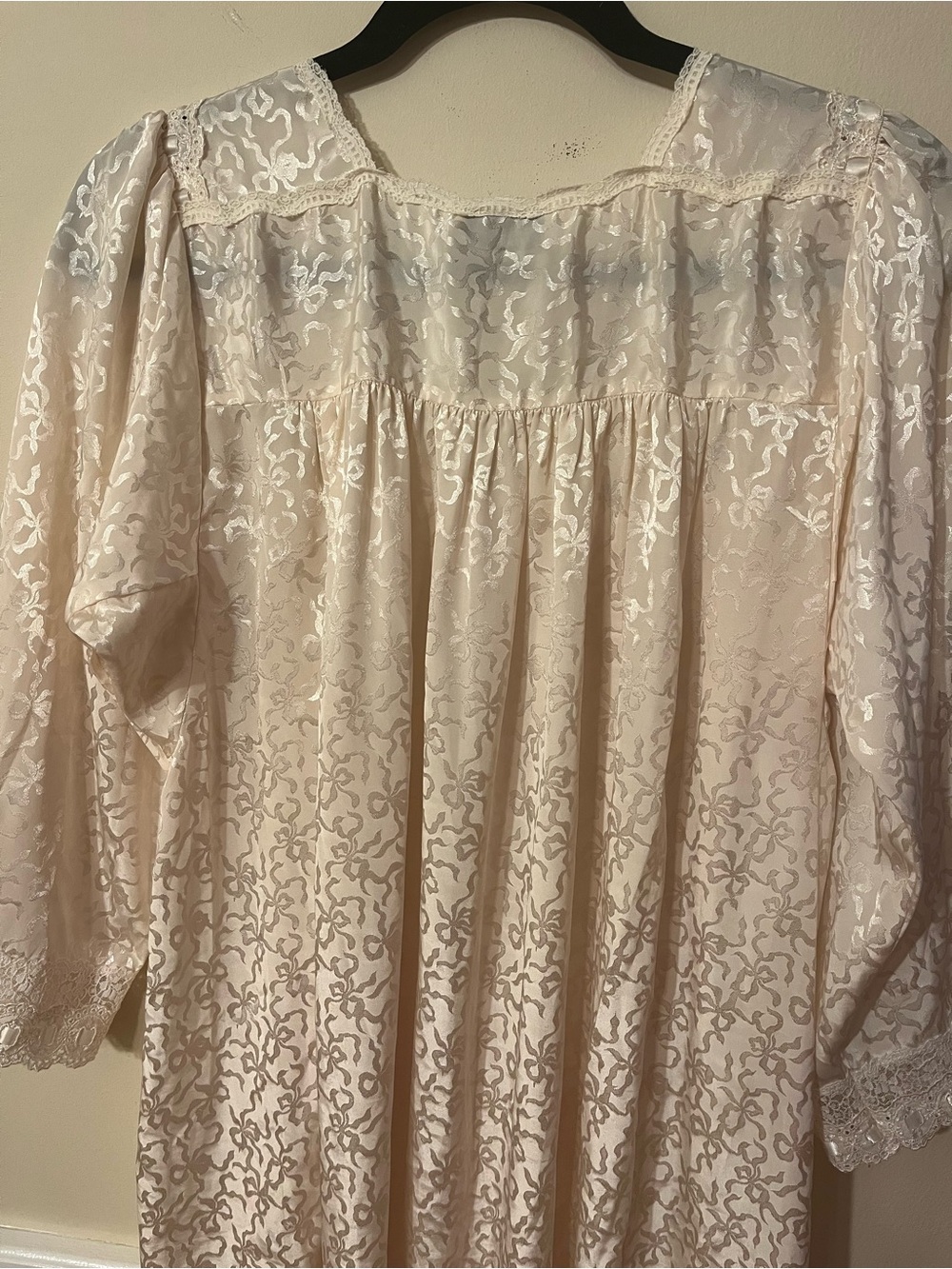 Vintage 70’s Christian Dior Le Connaisseur Women’s Ivory Satin Lace Nightgown M - Picture 11 of 12
